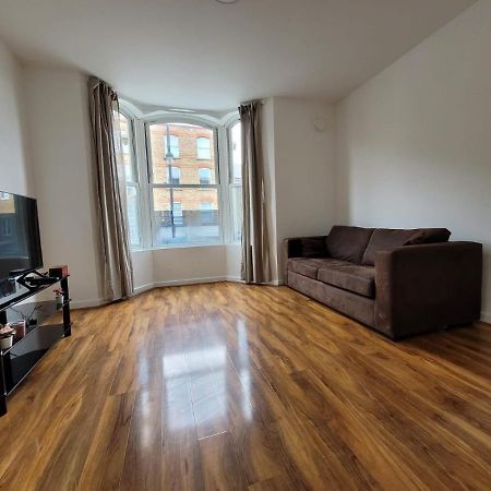 Stunning 1 Bedroom Apartment In لندن المظهر الخارجي الصورة