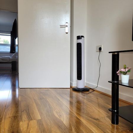 Stunning 1 Bedroom Apartment In لندن المظهر الخارجي الصورة